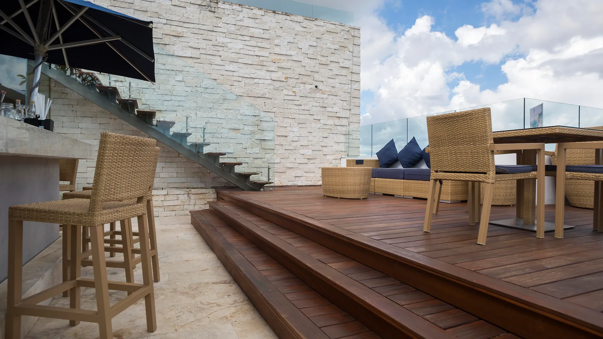 פלאייה דל כרמן Anah Suites 4*, פלאייה דל כרמן