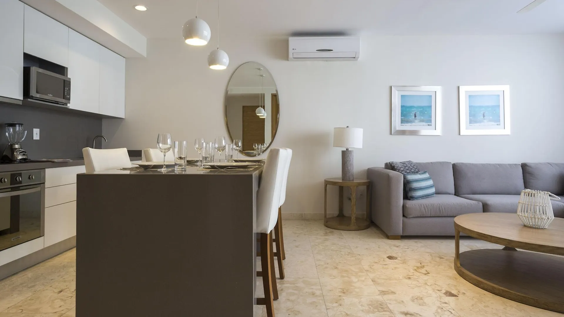 **** Aparthotel Anah Suites Playa del Carmen Mexico