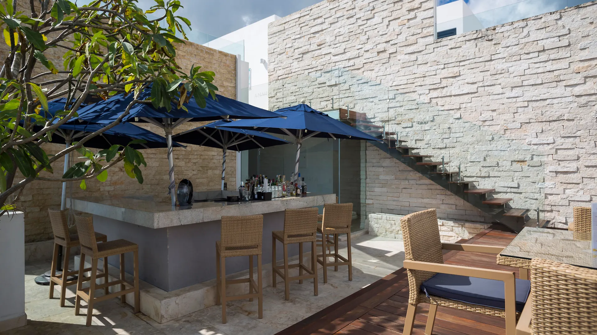 **** Aparthotel Anah Suites Playa del Carmen Mexico