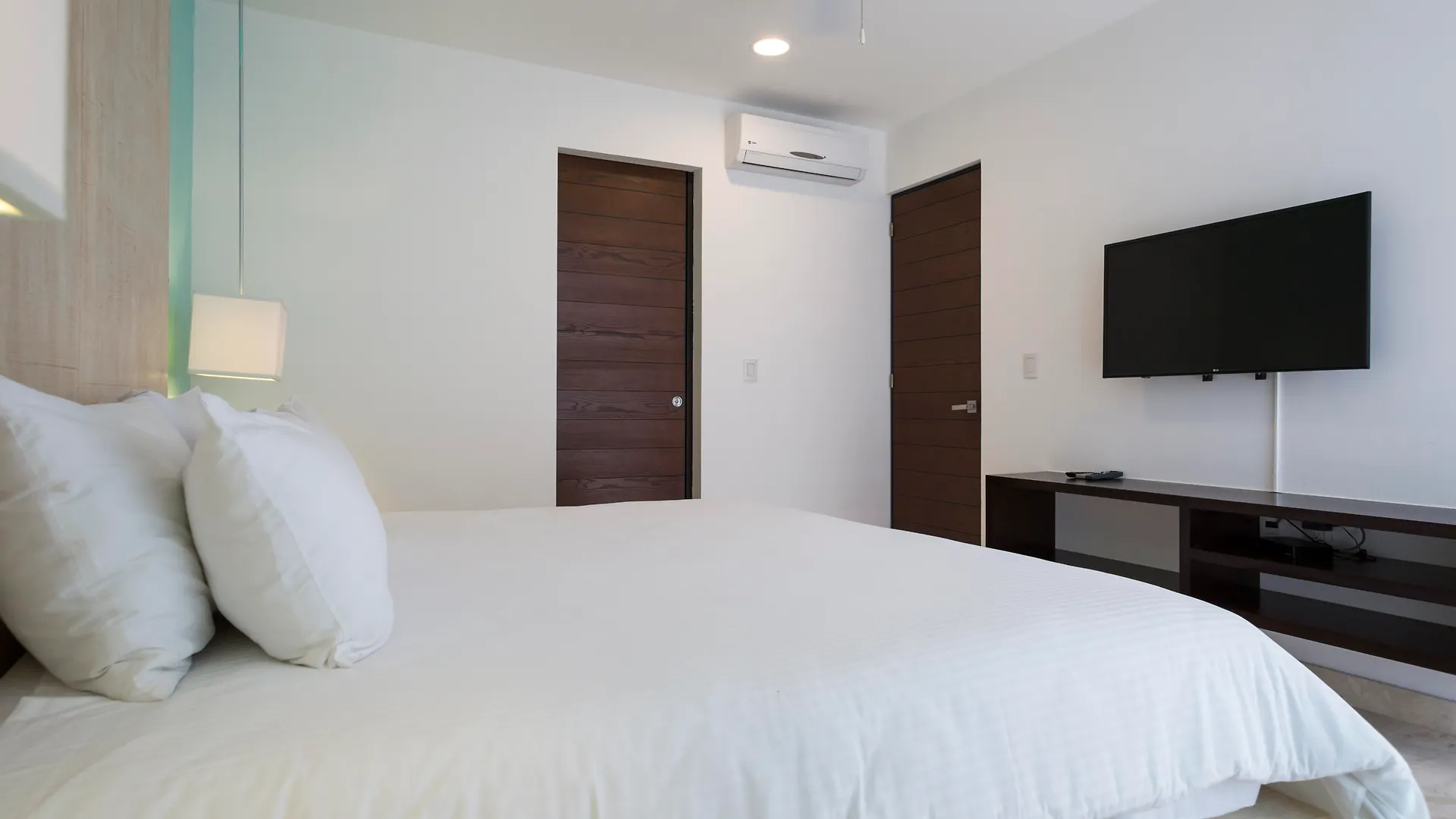 Anah Suites Playa del Carmen Aparthotel